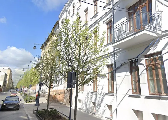 Retro Design Spot Close To Off-piotrkowska * Łódź